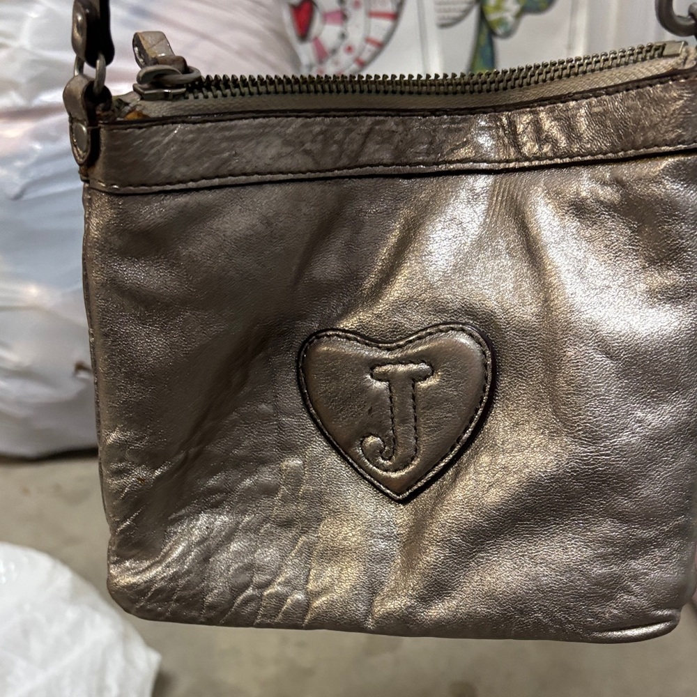 Juicy Couture Silver Crossbody Bag with Chain Details - Picture 5 of 5
